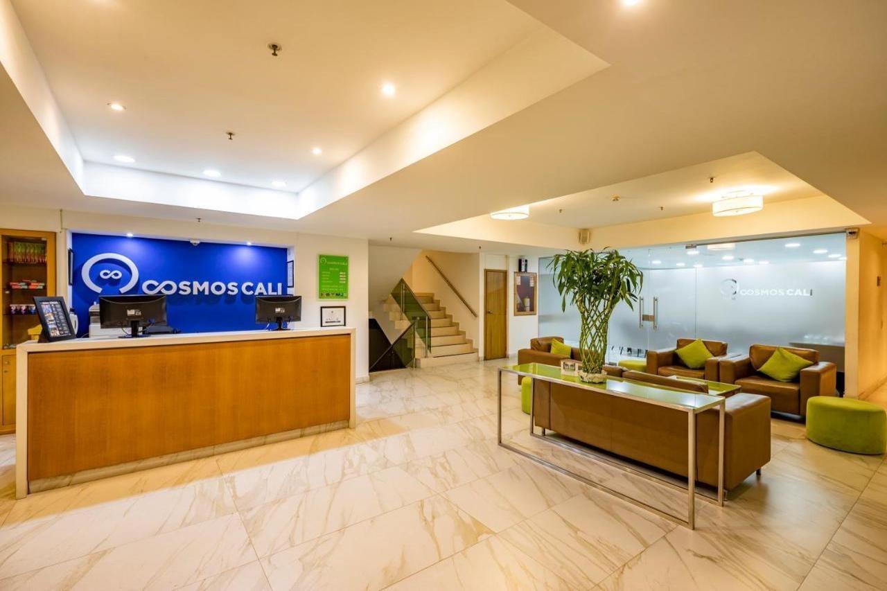 Hotel Cosmos 칼리 외부 사진