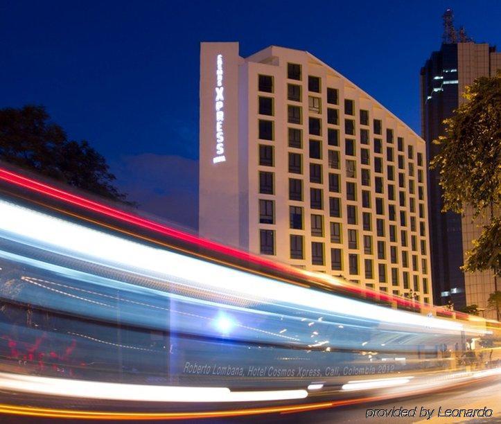 Hotel Cosmos 칼리 외부 사진